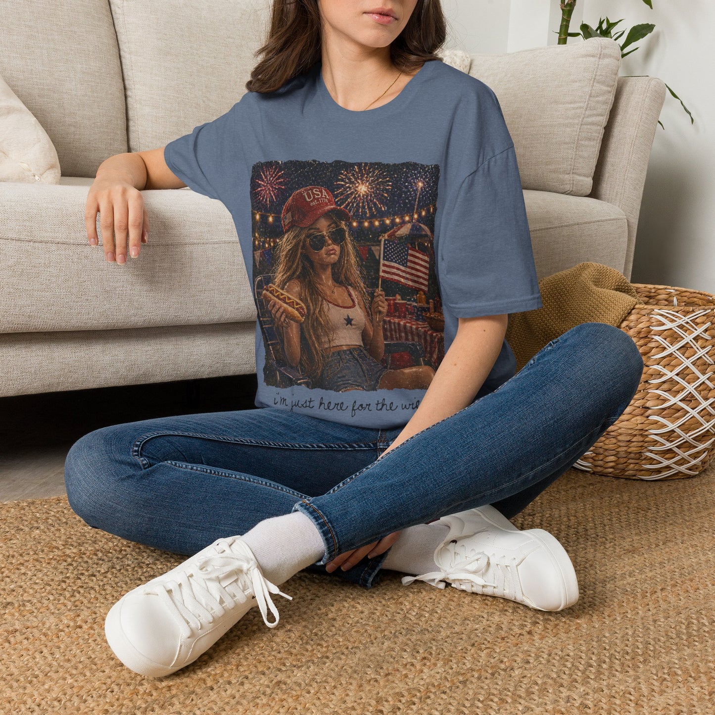 I'm only here for the Wieners Graphic T-Shirt- black