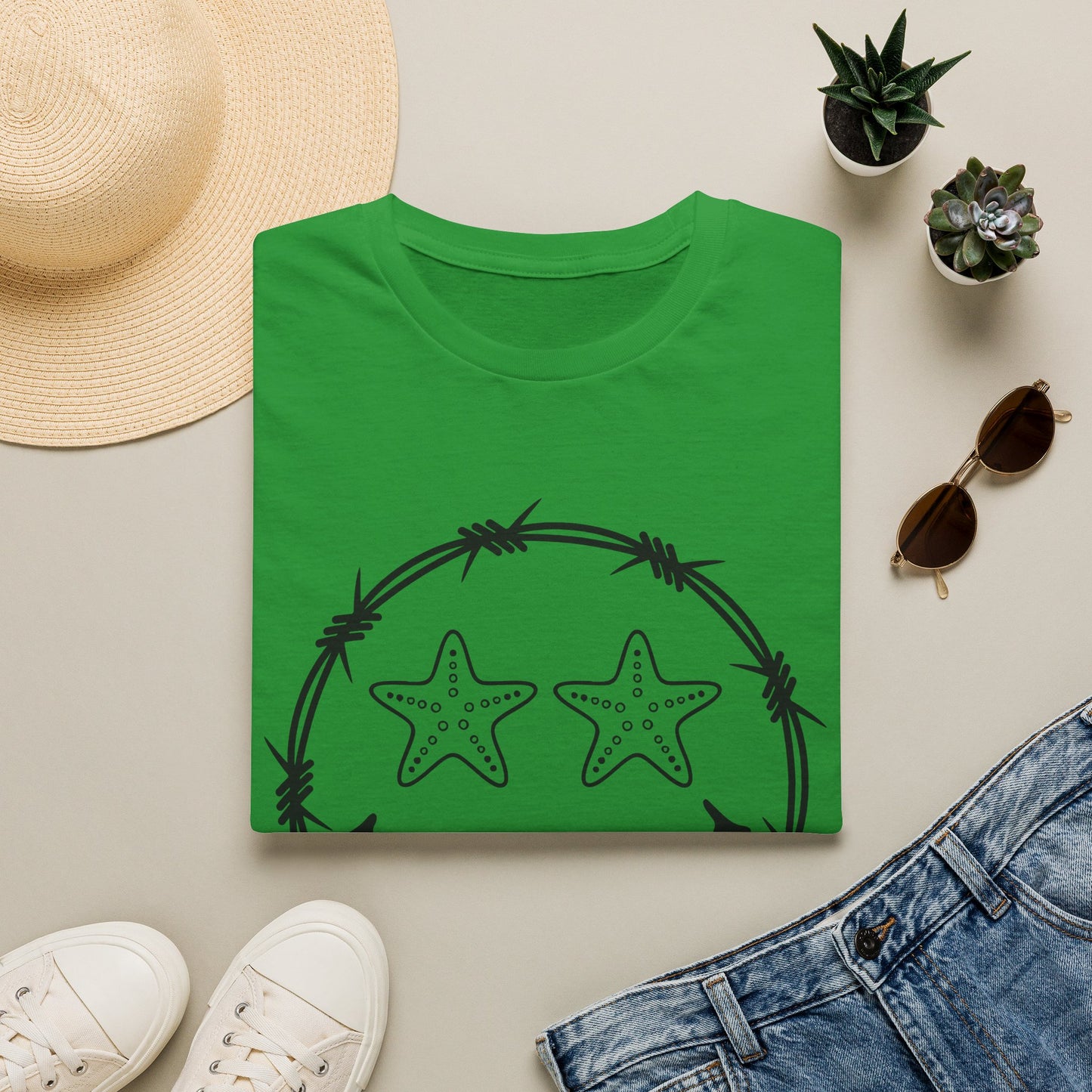 Smiley Barbed Wire Star Eyes Graphic T-Shirt
