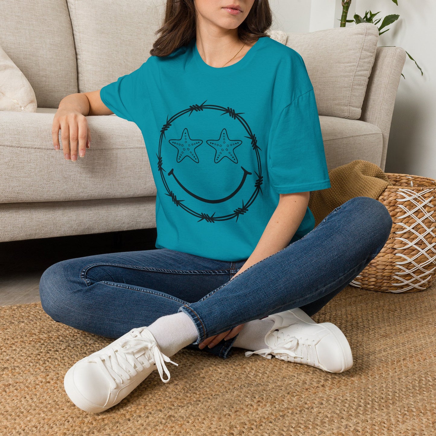 Smiley Barbed Wire Star Eyes Graphic T-Shirt