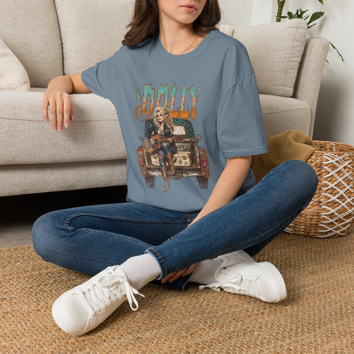 Vintage Dolly Parton Graphic Tee